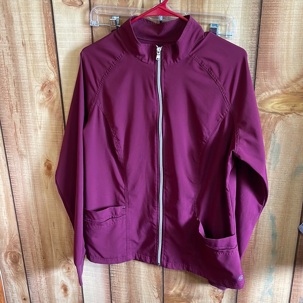 Easy stretch jacket/ scrub